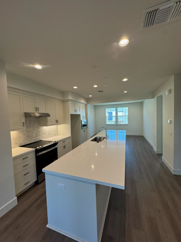 18114 Monterey Rd - Photo 2 of 8