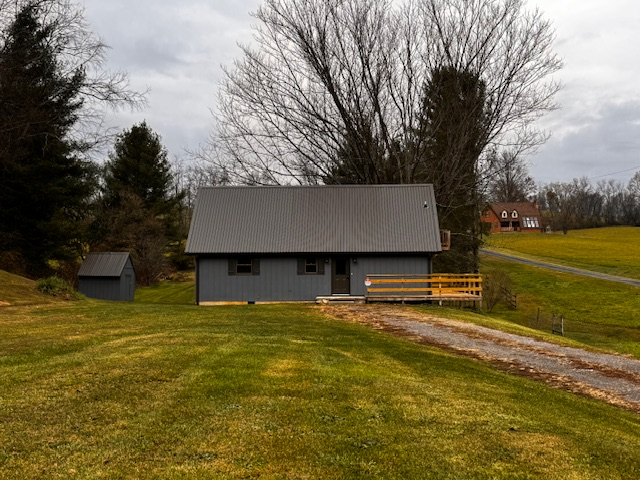 1114 Laurel Springs Rd - Photo 3 of 20