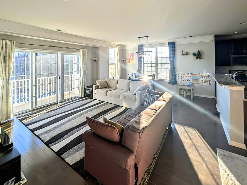 127 Center Meadow Ln - Photo 3 of 18