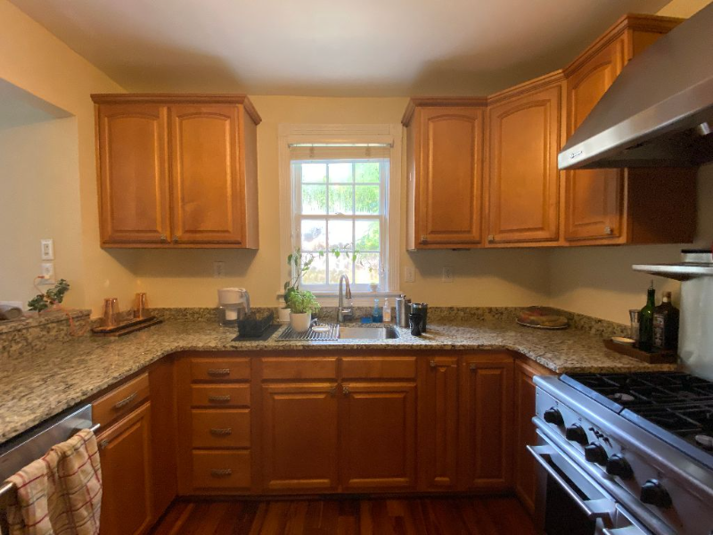 13 Elizabeth St #A - Photo 3 of 30