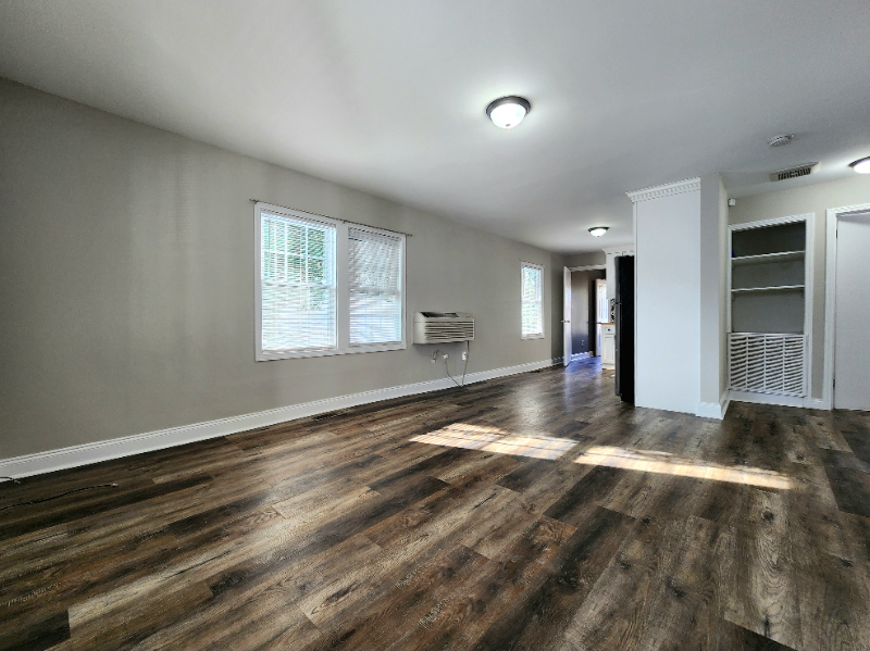 216 Mcgarity St - Photo 4 of 20