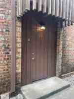 featured image of 208 E Starr Ave #10