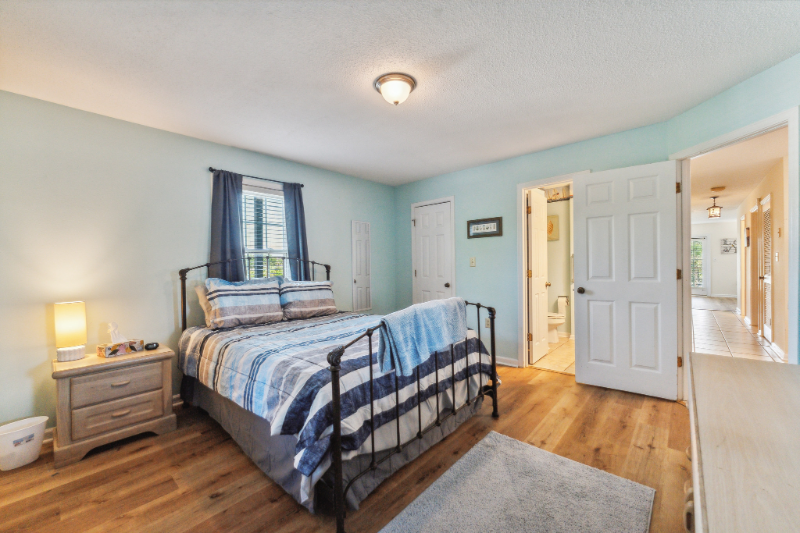 407 23rd Ave N #205 - Photo 6 of 14