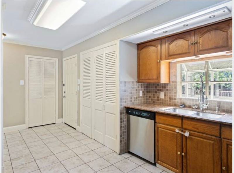 10632 Desdemona Dr - Photo 3 of 20