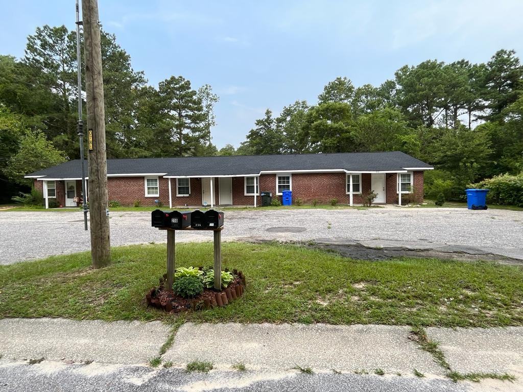 212 Preston Avenue #212