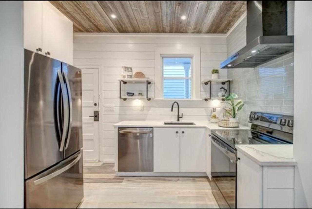 71 Vanderhorst St - Photo 3 of 21