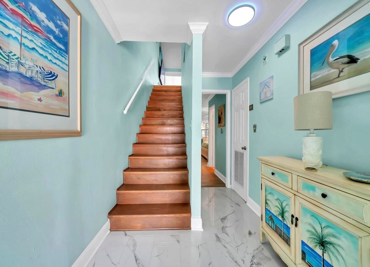 125 Durango Rd - Photo 2 of 26