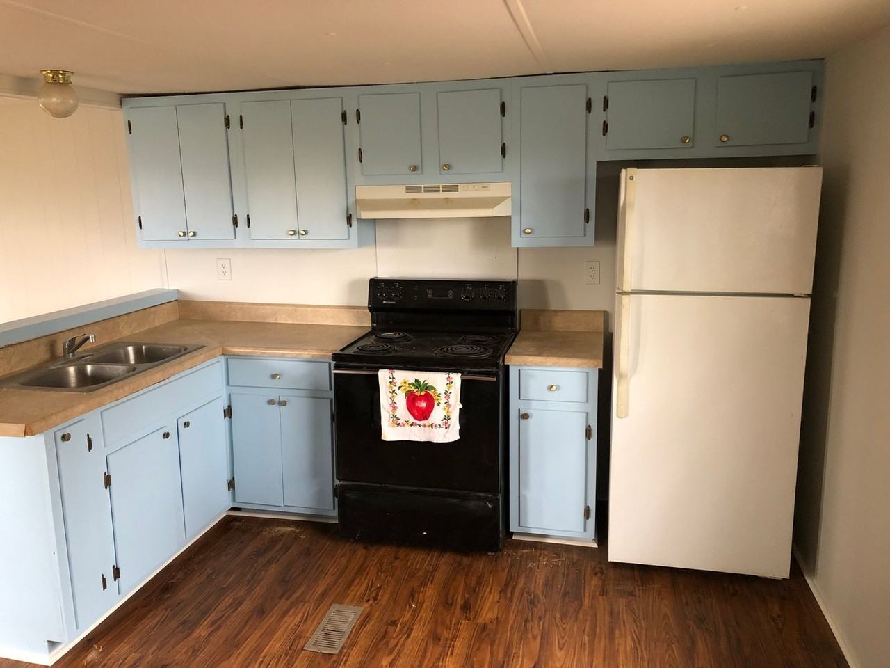 51 Alexander Rd - Photo 5 of 17