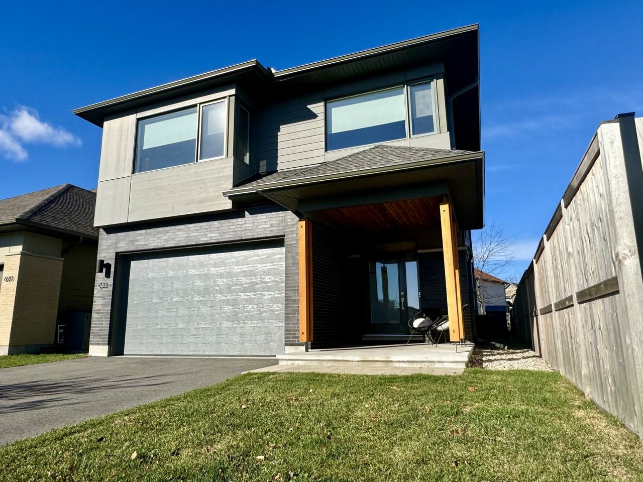 622 Summerhill Street - Photo 2 of 40