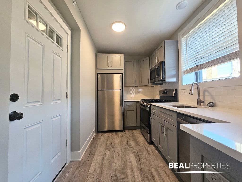 1137 Oak Avenue #CLE2 - Photo 2 of 14