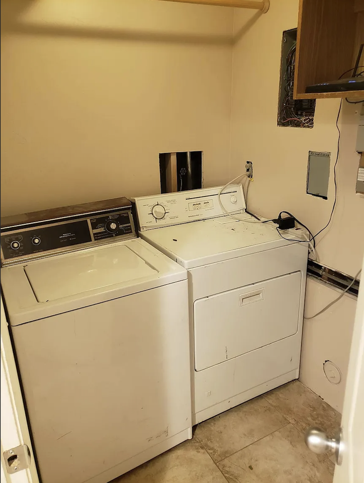 1089 W 85 S #BS - Photo 3 of 10