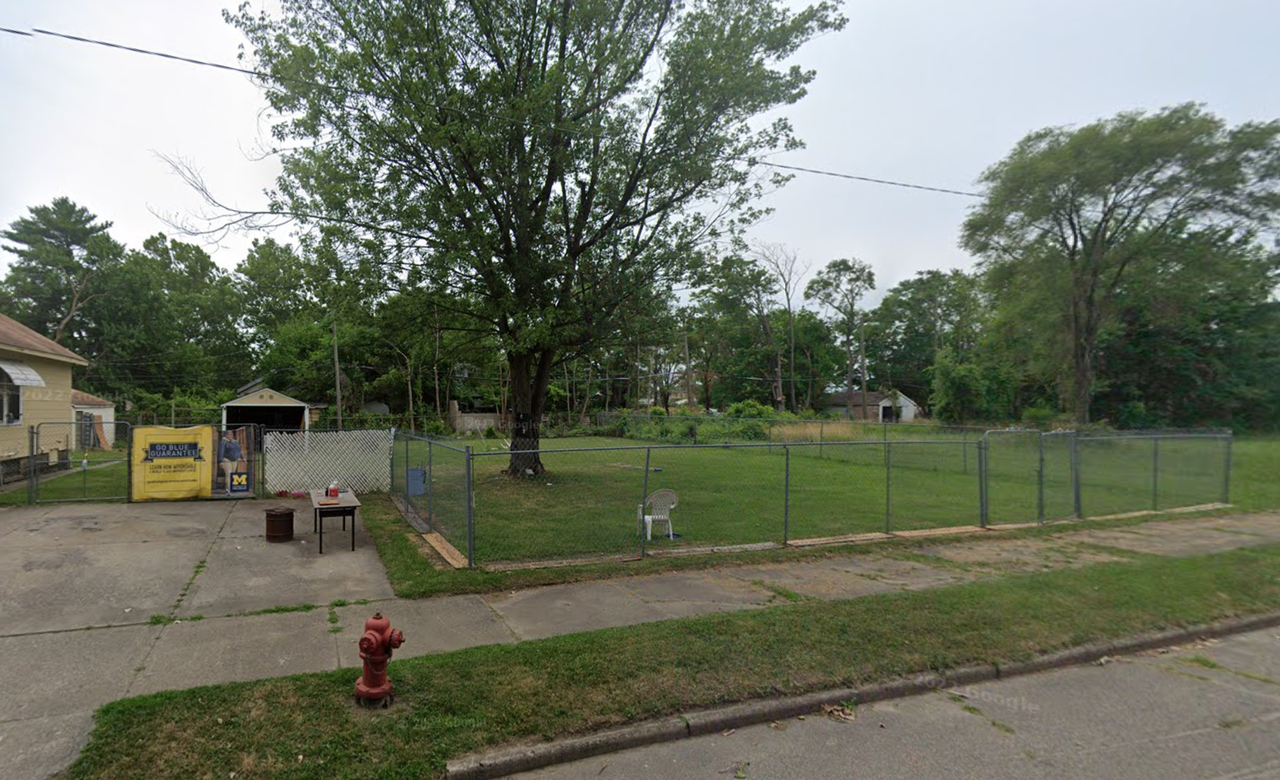 110 E Arizona St #NA - Photo 3 of 3