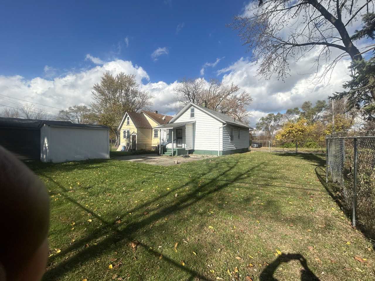 116 E Arizona St #NA - Photo 3 of 3