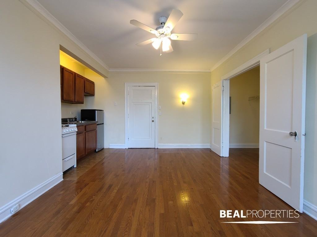 4546 North Damen Avenue #310 - Photo 6 of 10