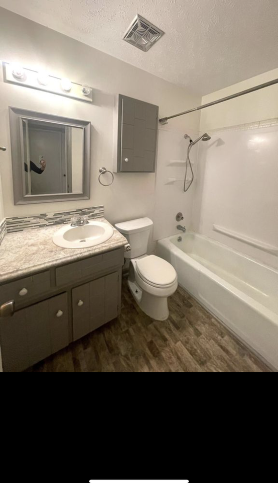 9516 Maple St #9516 - Photo 2 of 8