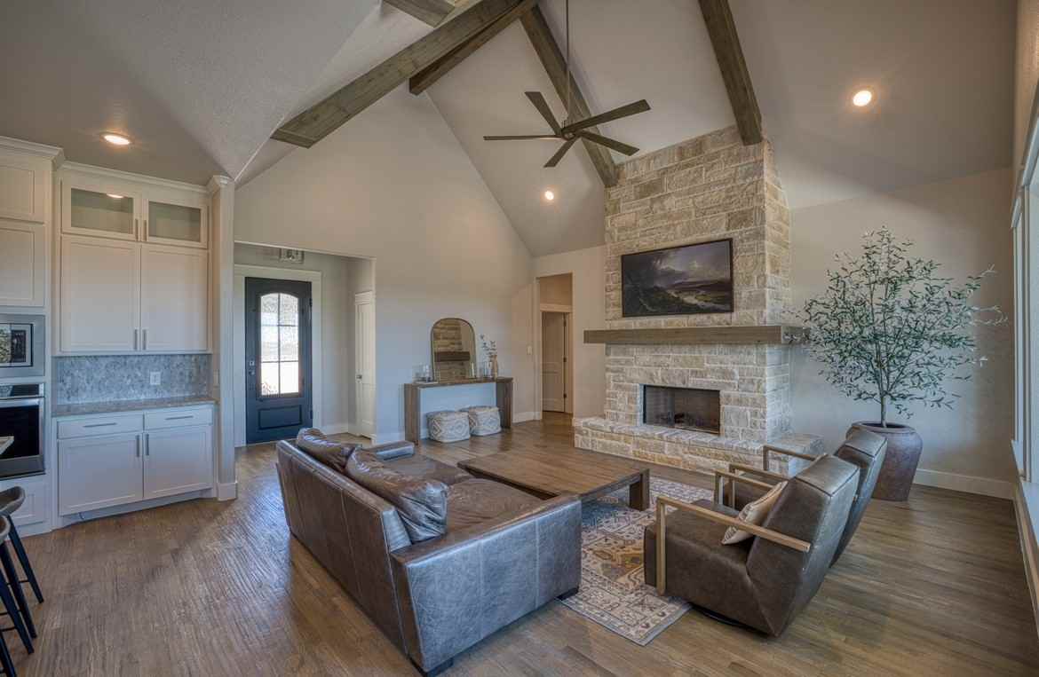 440 Valley Vista Dr #NA - Photo 3 of 15