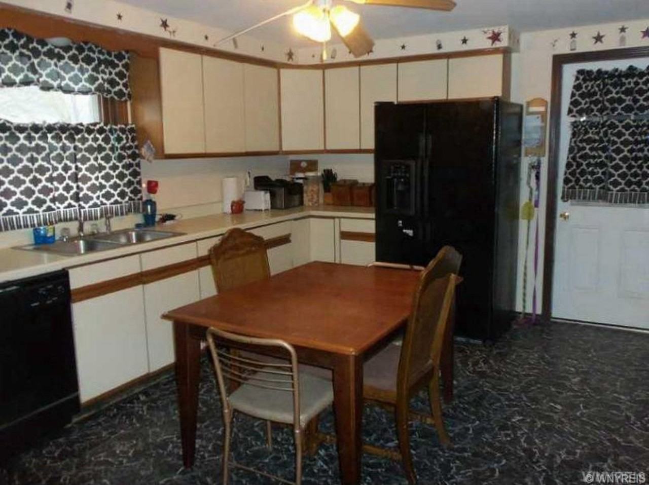 507 Densmore St #NA - Photo 3 of 11