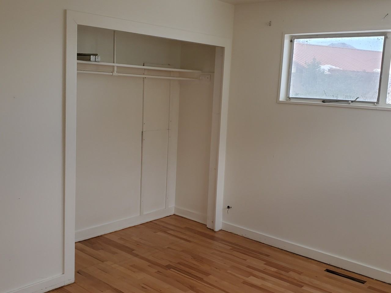 1217 1st St #NA - Photo 3 of 8