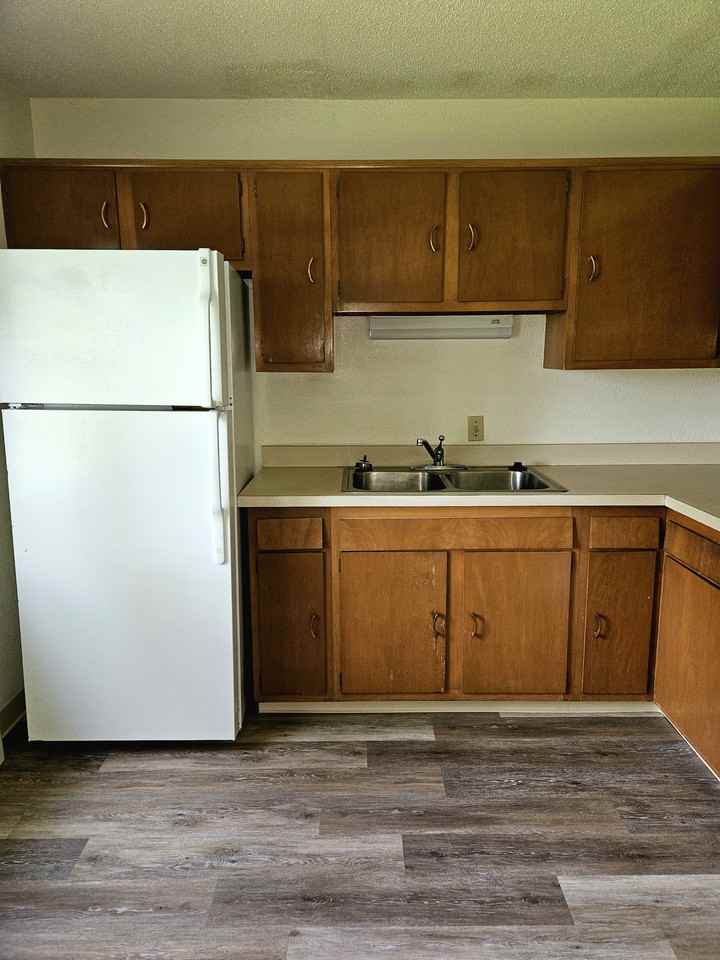 430 Spring St #1 - Photo 2 of 9