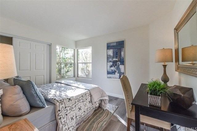 22 Toscany #C - Photo 3 of 6