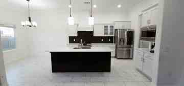 featured image of 1020 Lakeview Dr #NA