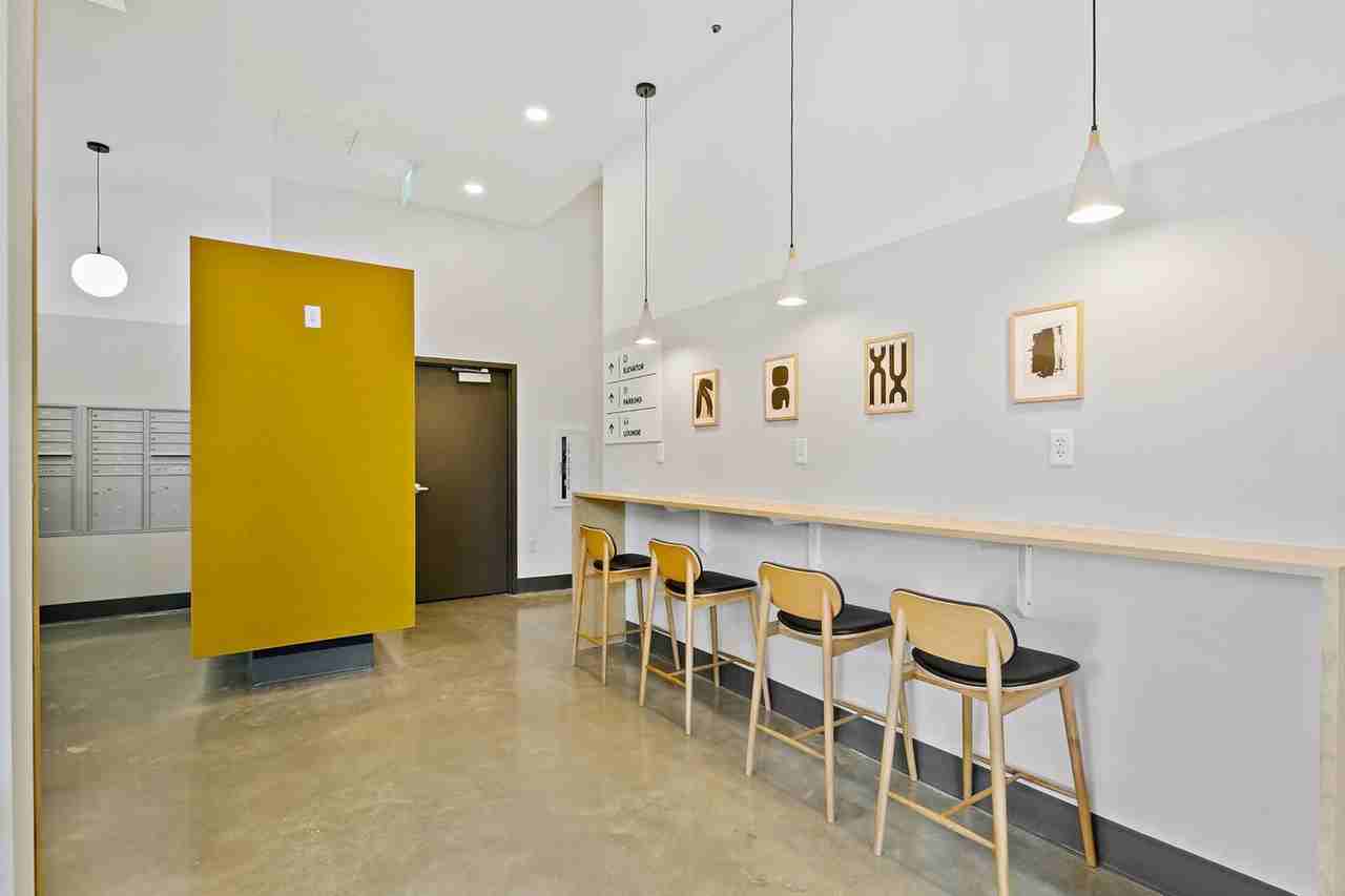 HOHM - Photo 2 of 50