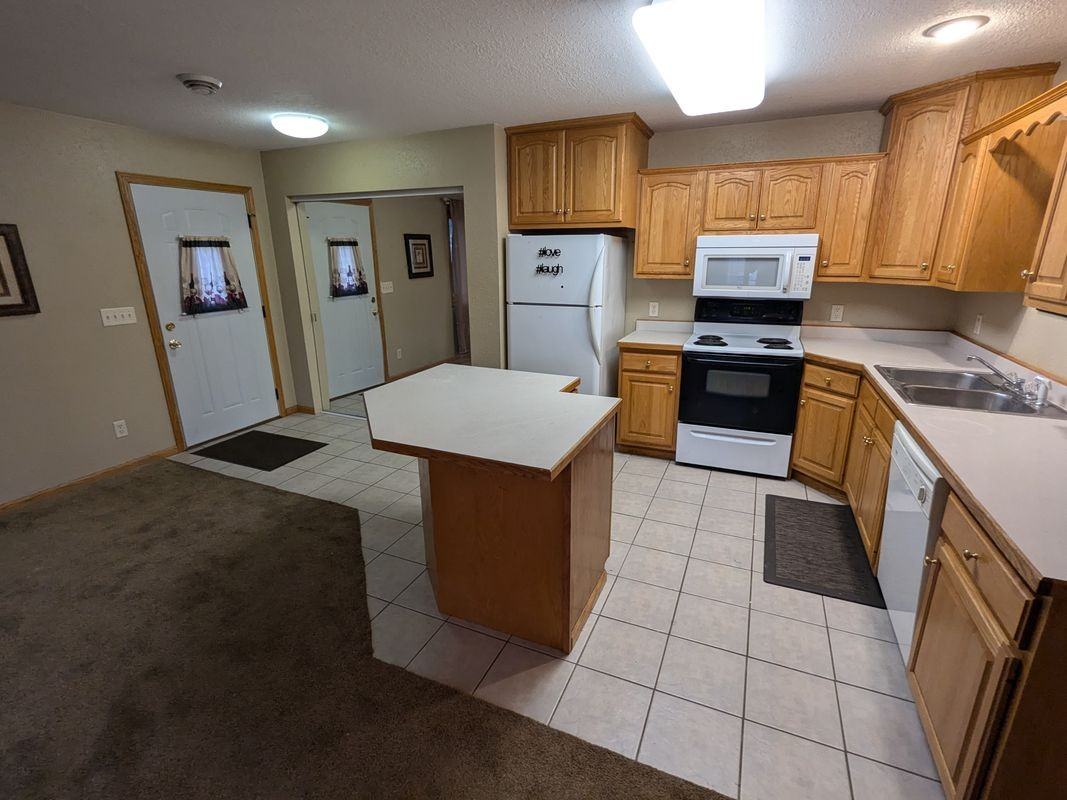 507 19th St Ne - Photo 5 of 14