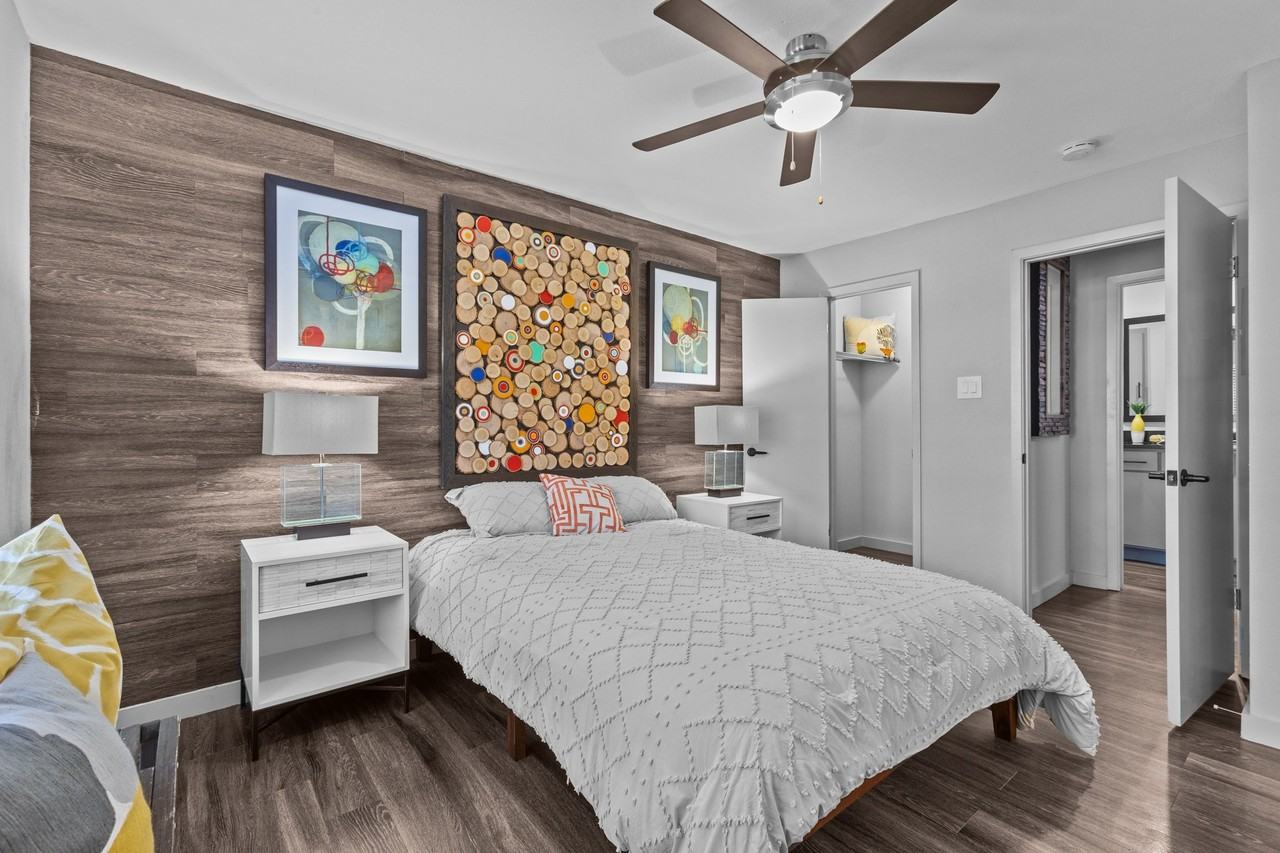 Trio - Photo 5 of 22