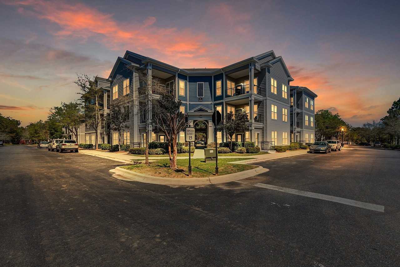 The Savoy at Southwood - Photo 7 of 47