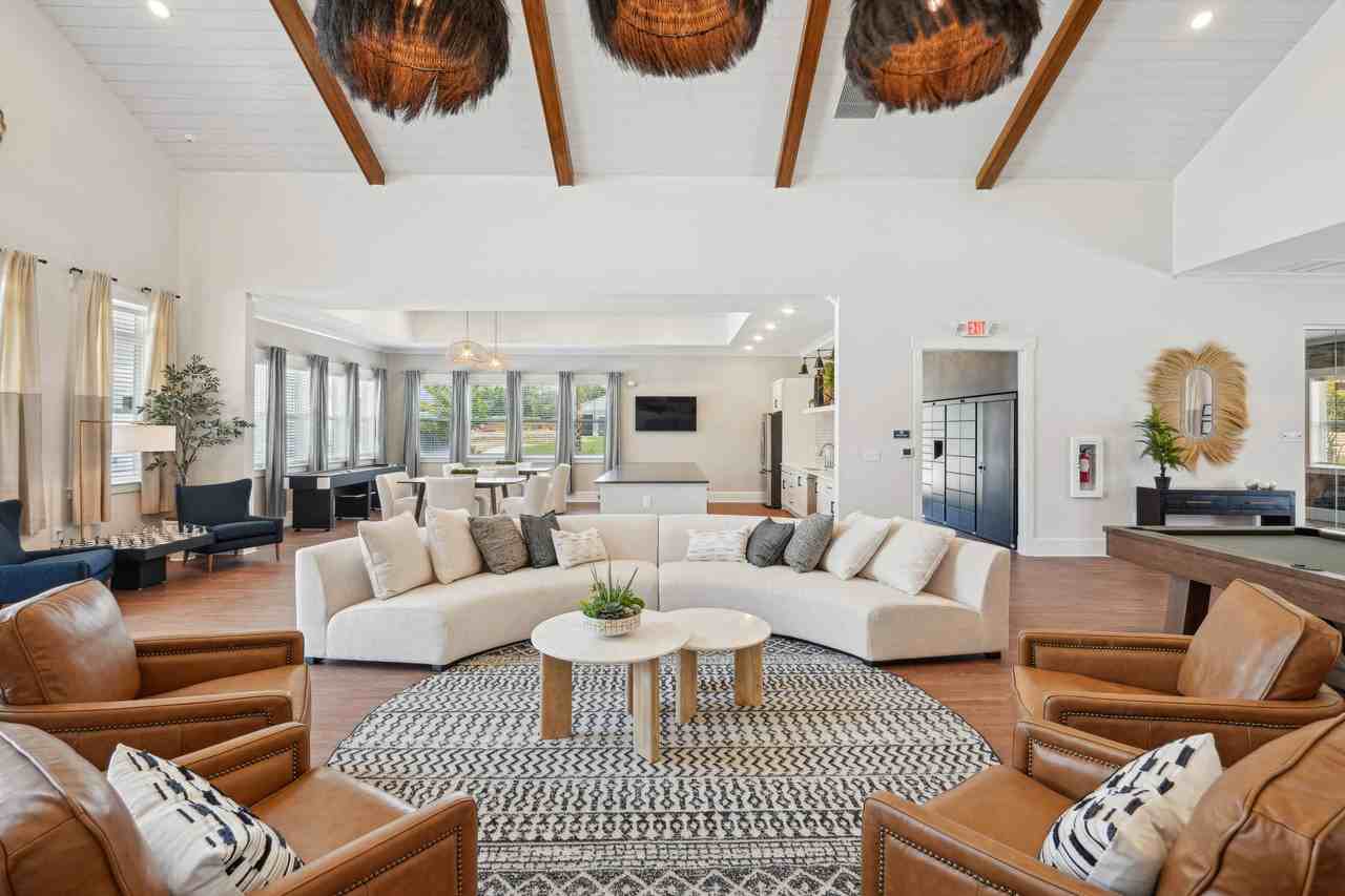 Monument at Ocean and Main - Photo 2 of 44