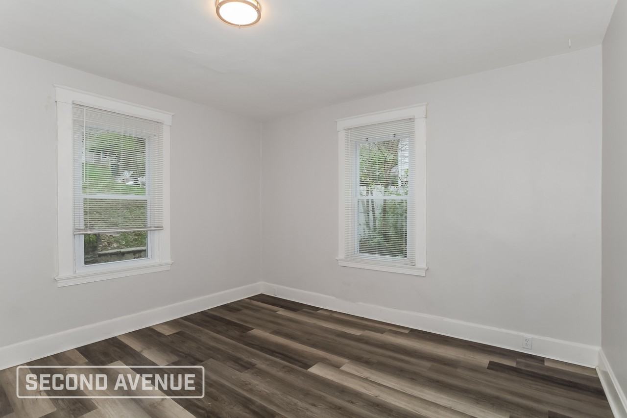 1730 Gilsey Ave - Photo 6 of 24