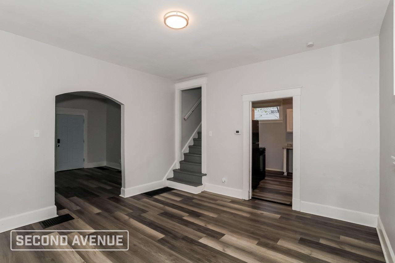 1730 Gilsey Ave - Photo 7 of 24