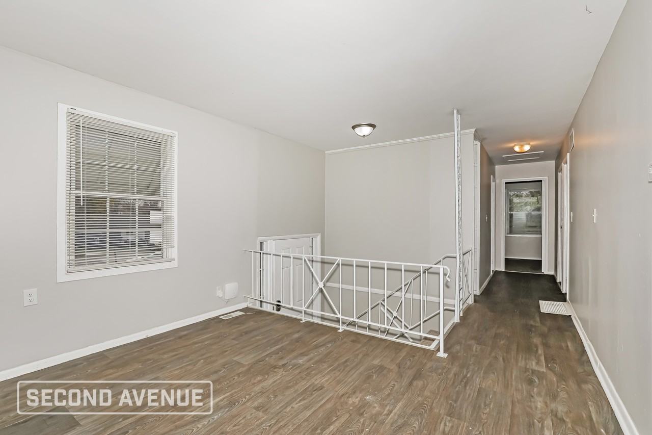 9513 Baker Ct - Photo 4 of 26