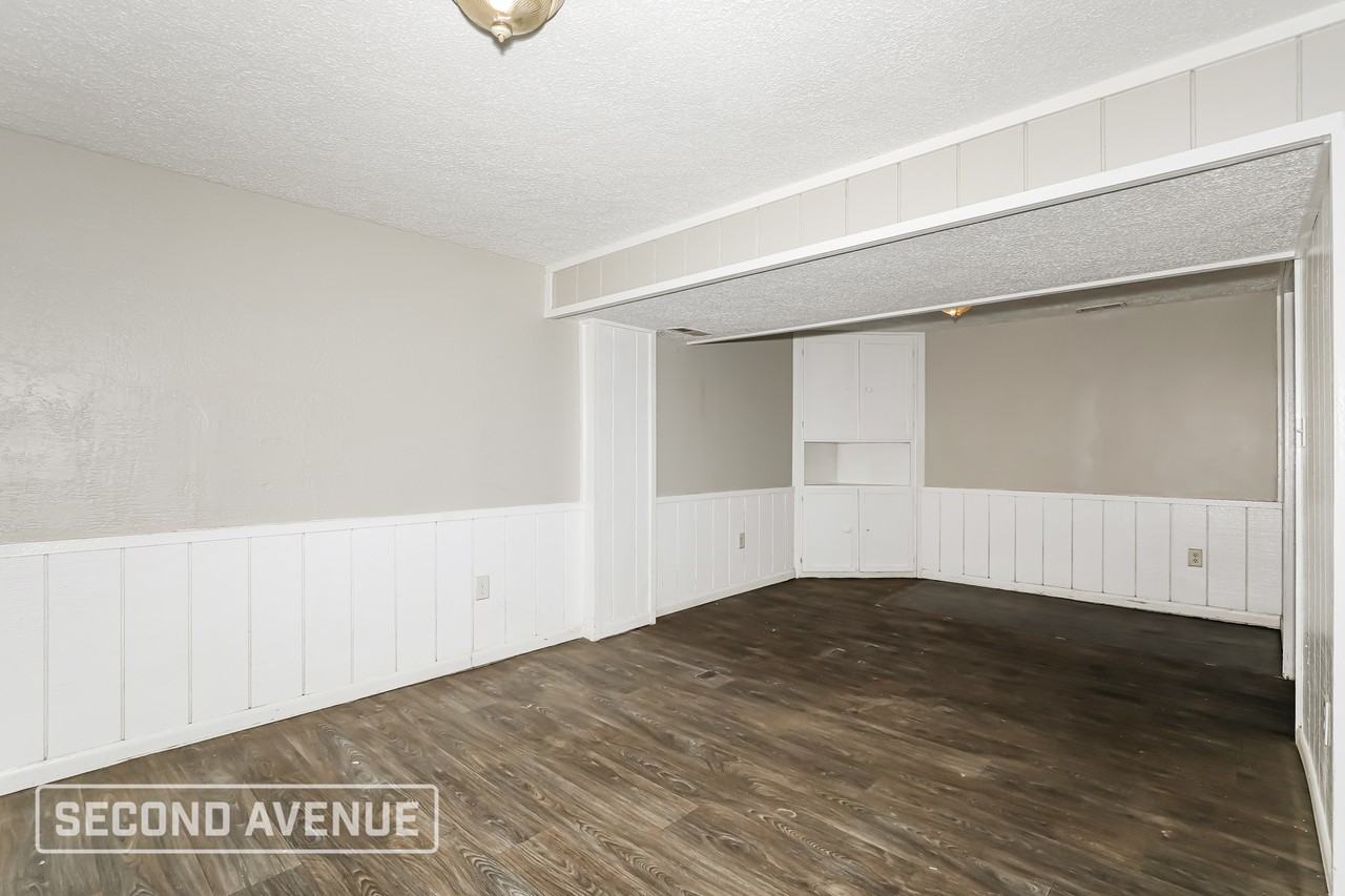 9513 Baker Ct - Photo 6 of 26
