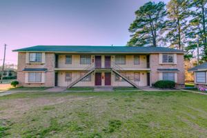 featured image of 2401 Brookridge Dr