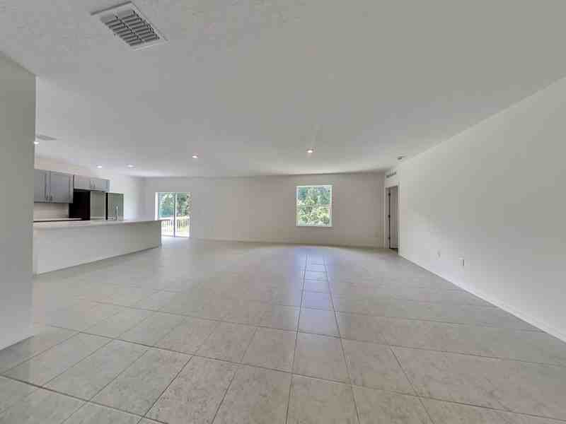 1330 Chris Ave - Photo 2 of 19