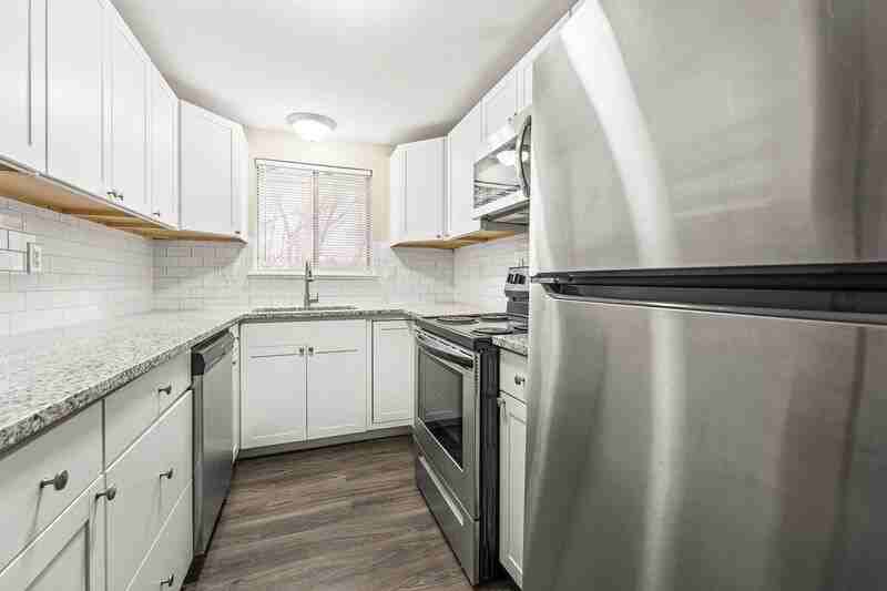 1044 Montie Rd - Photo 2 of 7