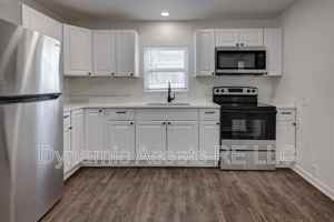 featured image of 1101 N Taylor St