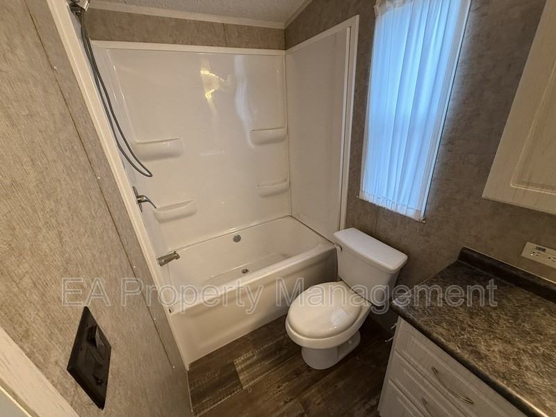 7608 Leanne St Ne #2 - Photo 6 of 8