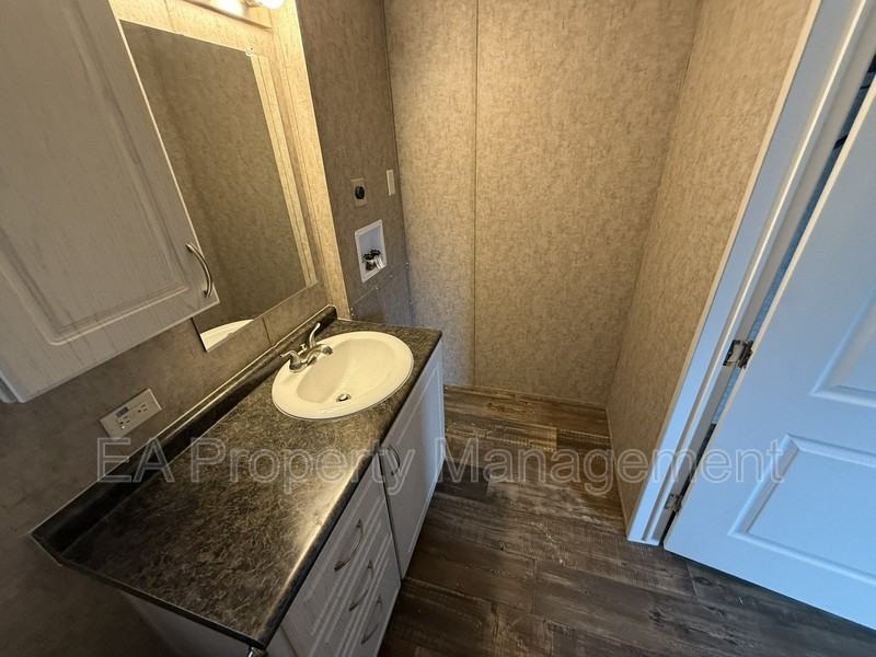 7608 Leanne St Ne #2 - Photo 7 of 8