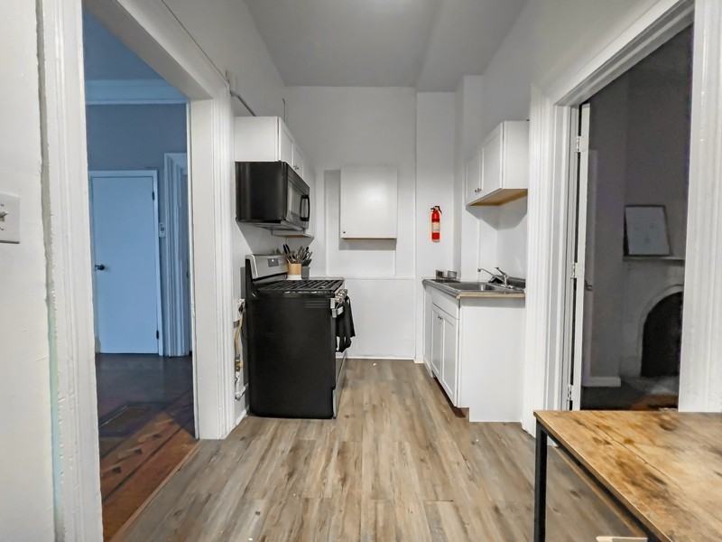 226 Montgomery Street #4 - Photo 5 of 9