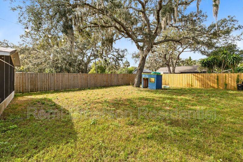 3010 Buck Hill Pl - Photo 3 of 24