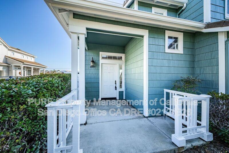 6647 Daylily Dr - Photo 2 of 29