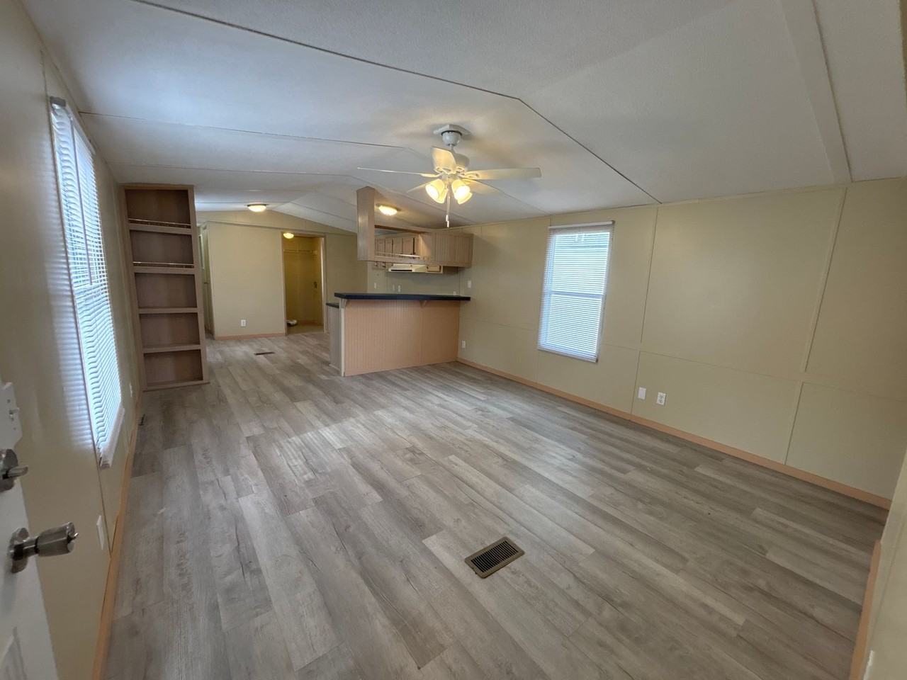 50 Craft Ln - Photo 3 of 10