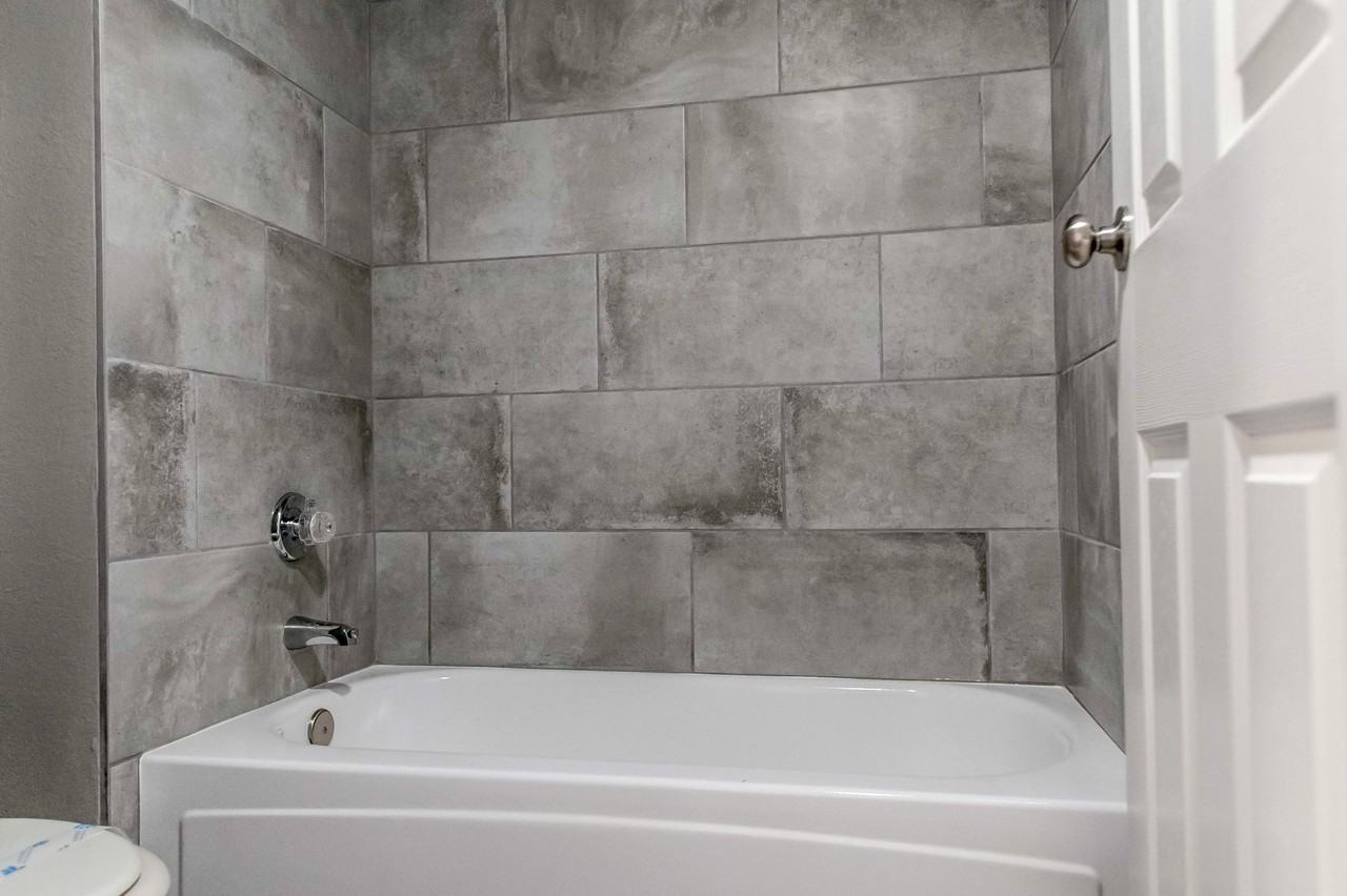 Modena - Photo 5 of 23