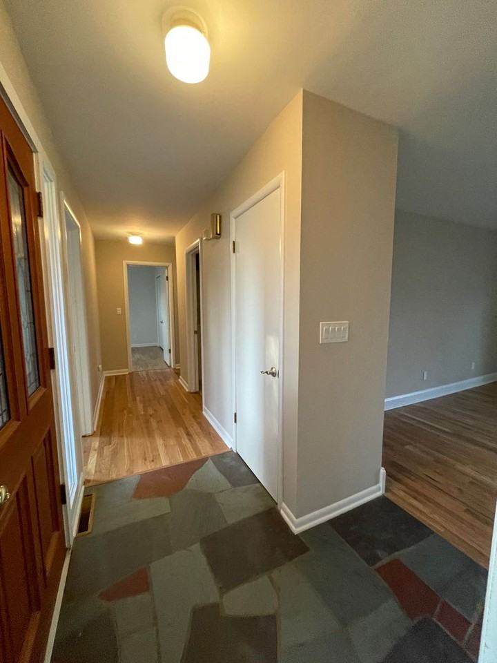 3212 Charing Cross Rd - Photo 5 of 49