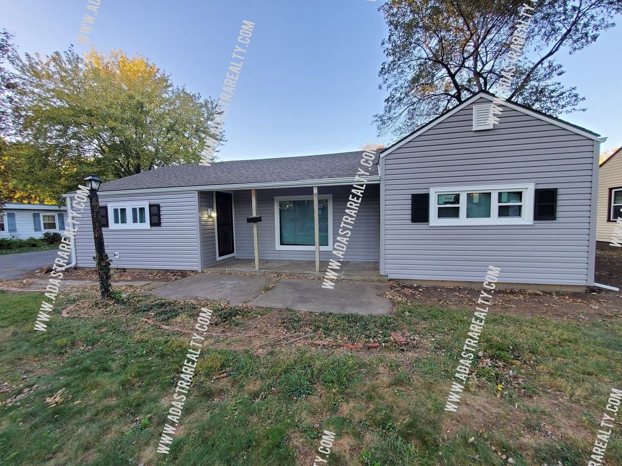 9408 E 68th St - Photo 2 of 3