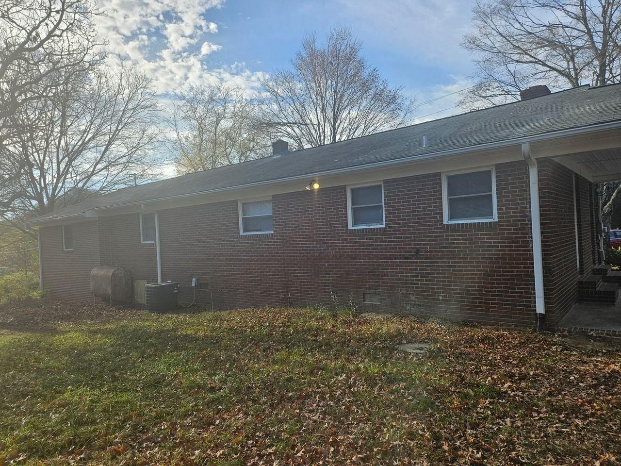 271 Lewisville Clemmons Rd - Photo 2 of 22