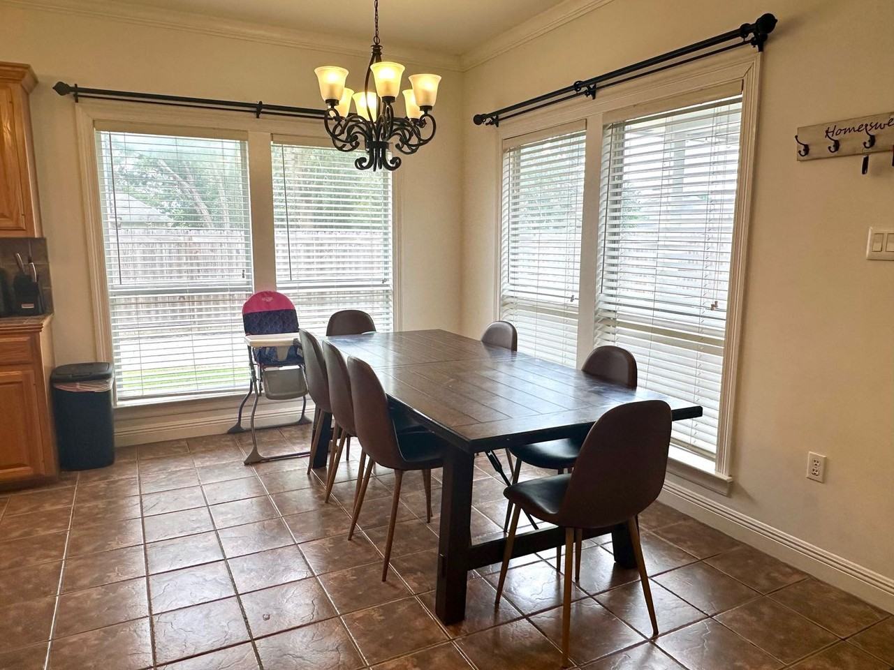 10630 Hilltree Dr - Photo 7 of 19