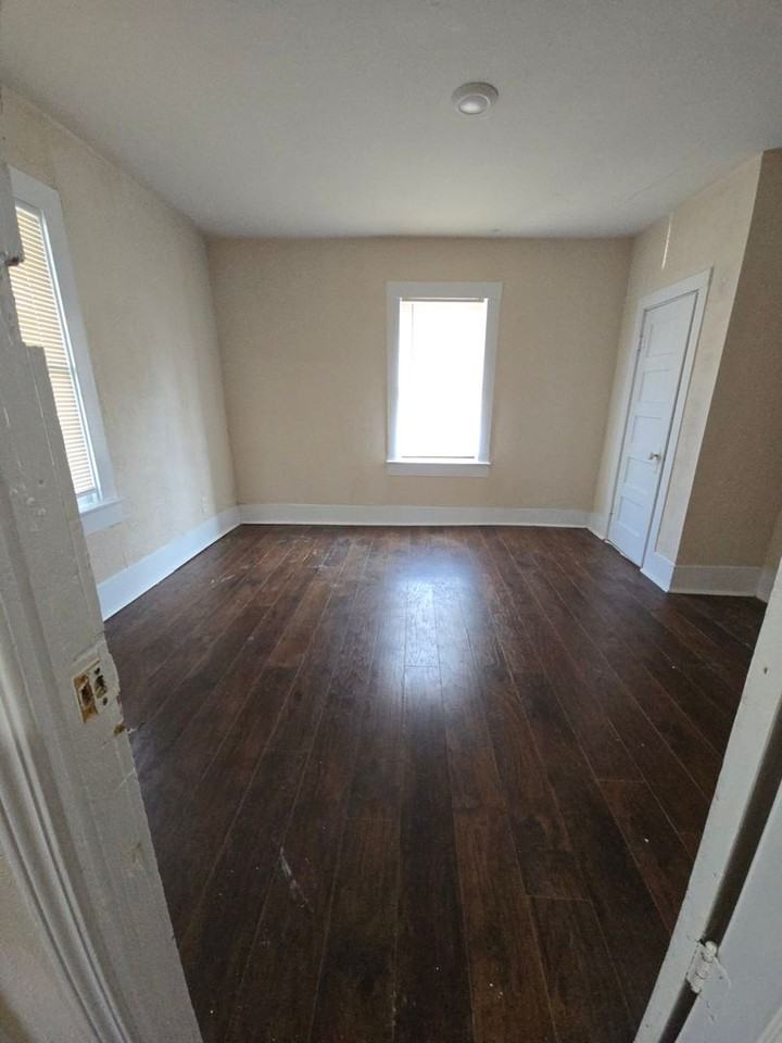 502 W Worley St - Photo 3 of 10